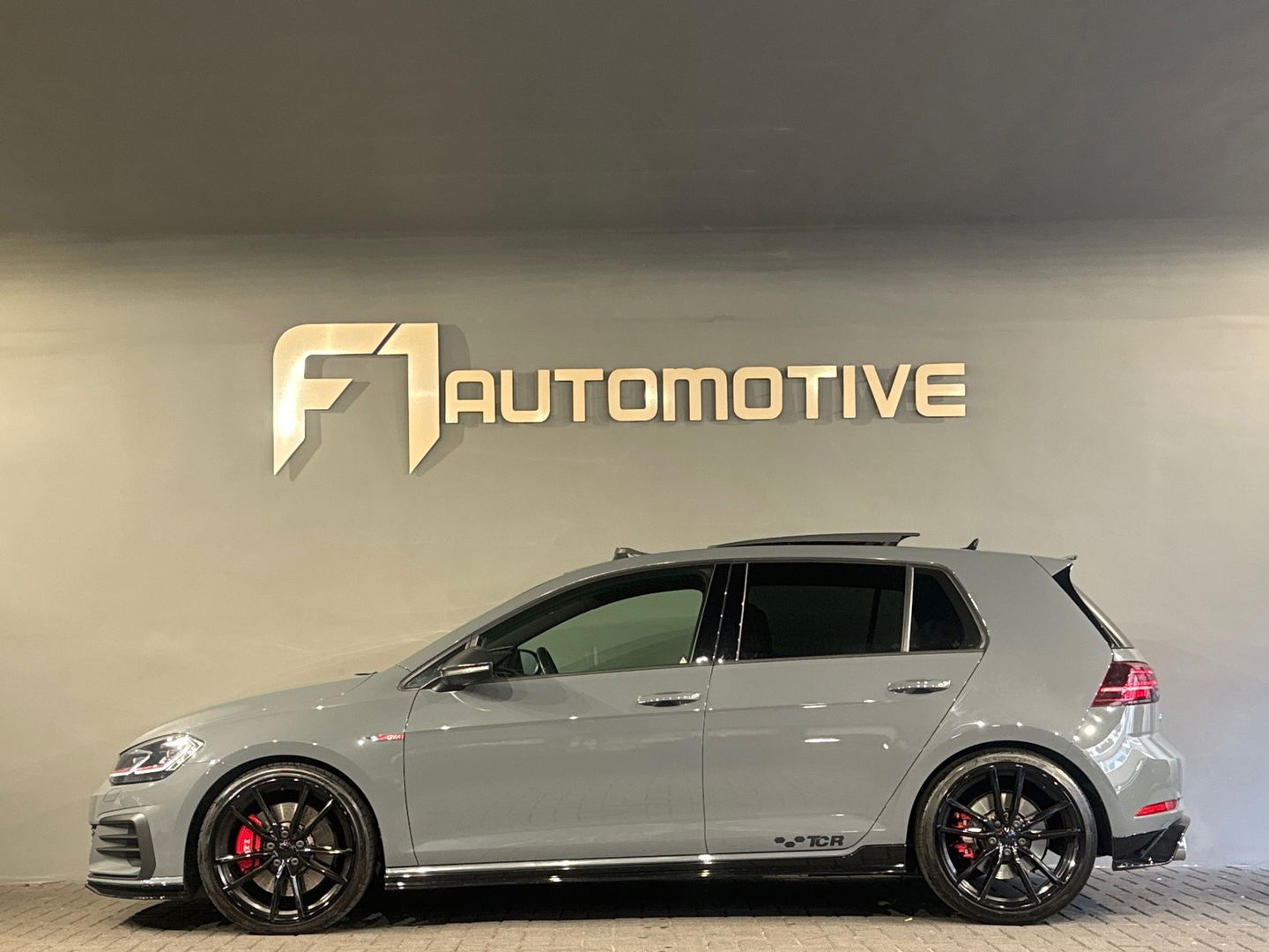 Volkswagen Golf 2.0 TSI GTI TCR Pano|Keyless|Dynaudio|Camera