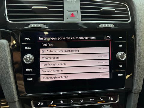 Volkswagen Golf 2.0 TSI GTI TCR Pano|Keyless|Dynaudio|Camera