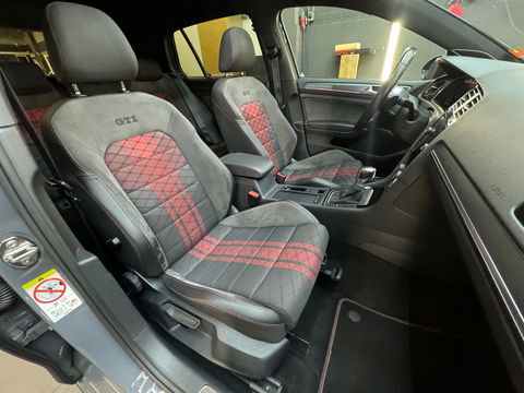 Volkswagen Golf 2.0 TSI GTI TCR Pano|Keyless|Dynaudio|Camera