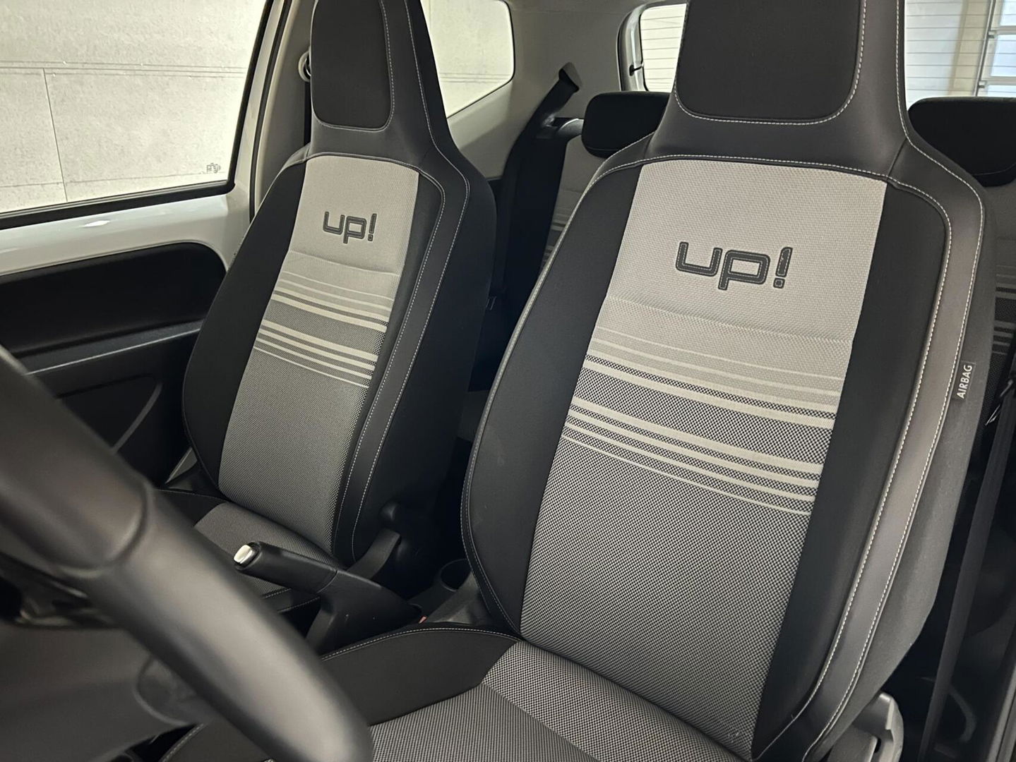 Volkswagen up! 1.0 White Up! Airco Navi Nieuwe APK