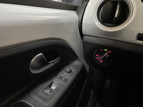 Volkswagen up! 1.0 White Up! Airco Navi Nieuwe APK