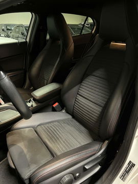 Mercedes-Benz GLA 180 AMG Navi Camera Cruise Climate PDC