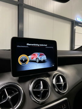 Mercedes-Benz GLA 180 AMG Navi Camera Cruise Climate PDC