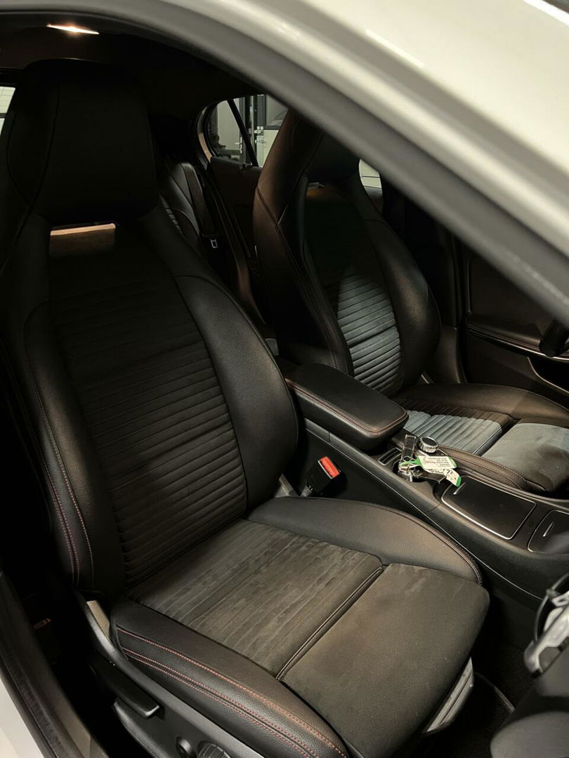 Mercedes-Benz GLA 180 AMG Navi Camera Cruise Climate PDC
