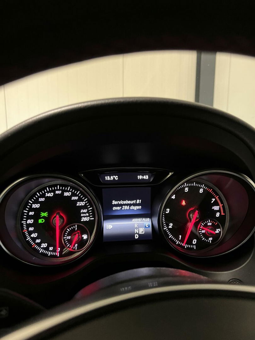 Mercedes-Benz GLA 180 AMG Navi Camera Cruise Climate PDC