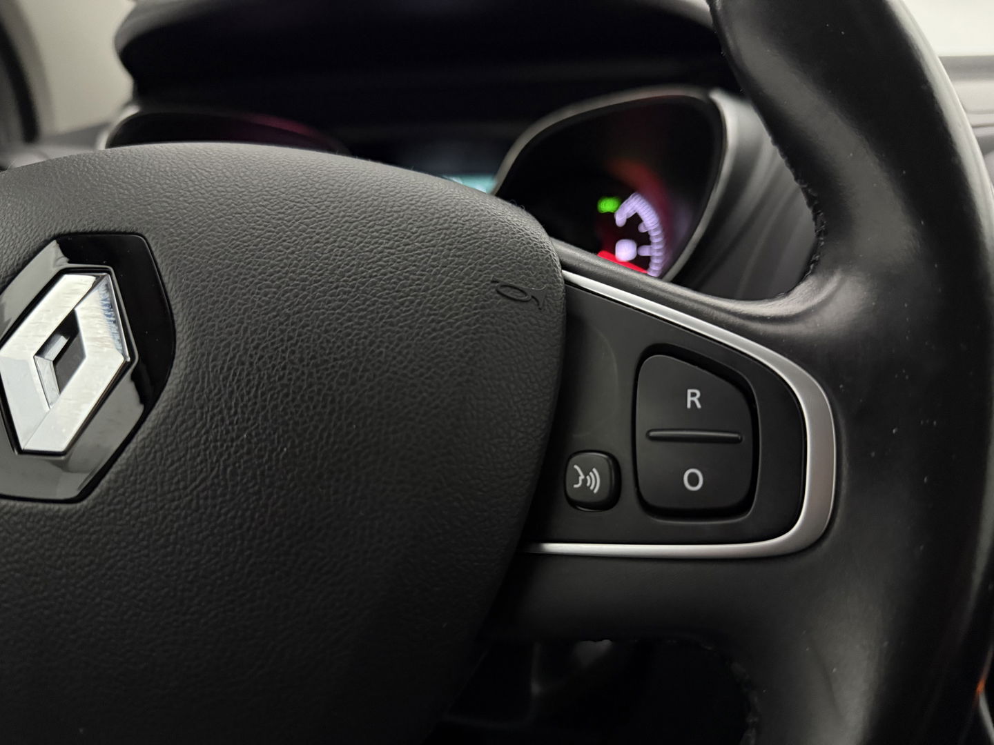 Renault Captur 1.2 TCe Intens | Camera | Cruise | Trekh. | Navi | Keyless | Dodehoek | NAP