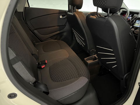 Renault Captur 1.2 TCe Intens | Camera | Cruise | Trekh. | Navi | Keyless | Dodehoek | NAP