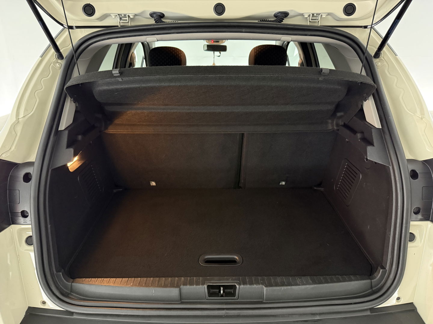 Renault Captur 1.2 TCe Intens | Camera | Cruise | Trekh. | Navi | Keyless | Dodehoek | NAP