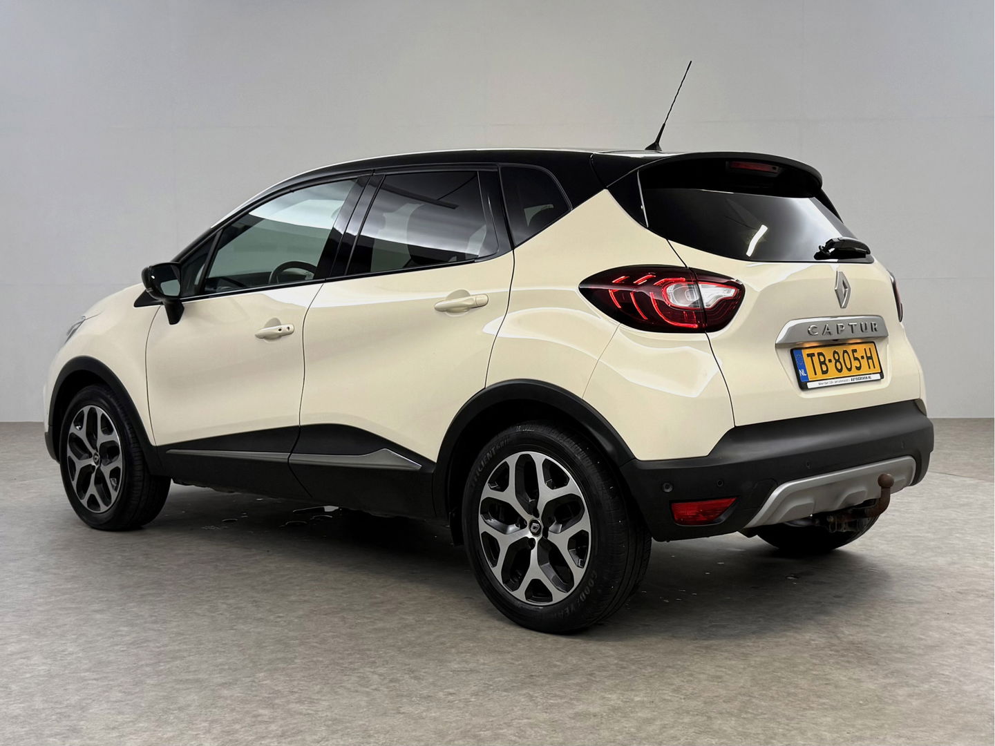 Renault Captur 1.2 TCe Intens | Camera | Cruise | Trekh. | Navi | Keyless | Dodehoek | NAP