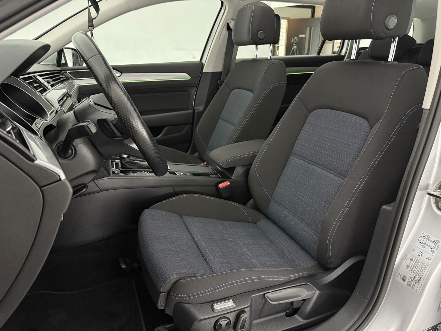 Volkswagen Passat Variant 1.4 TSI GTE PHEV 218PK | Pano | Sfeerverl. | Camera | Adaptive Cruise | Carplay | Schakelflippers
