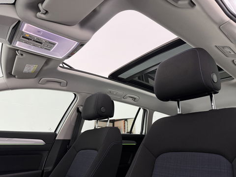 Volkswagen Passat Variant 1.4 TSI GTE PHEV 218PK | Pano | Sfeerverl. | Camera | Adaptive Cruise | Carplay | Schakelflippers