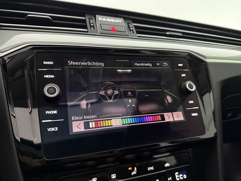 Volkswagen Passat Variant 1.4 TSI GTE PHEV 218PK | Pano | Sfeerverl. | Camera | Adaptive Cruise | Carplay | Schakelflippers