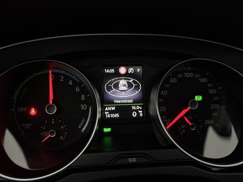 Volkswagen Passat Variant 1.4 TSI GTE PHEV 218PK | Pano | Sfeerverl. | Camera | Adaptive Cruise | Carplay | Schakelflippers