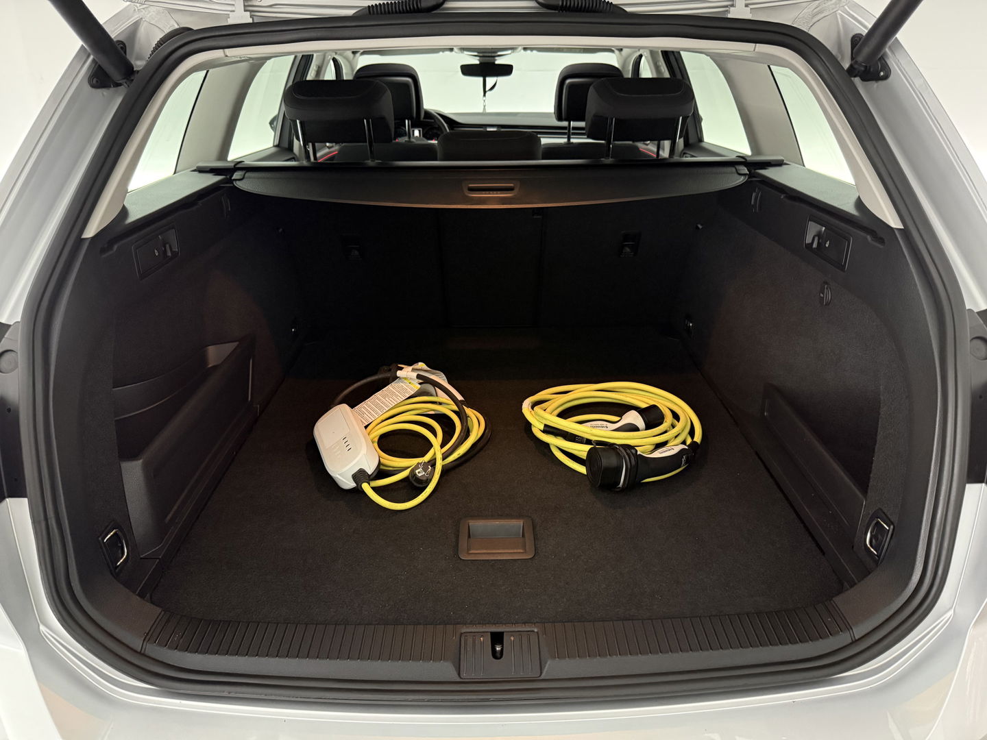 Volkswagen Passat Variant 1.4 TSI GTE PHEV 218PK | Pano | Sfeerverl. | Camera | Adaptive Cruise | Carplay | Schakelflippers