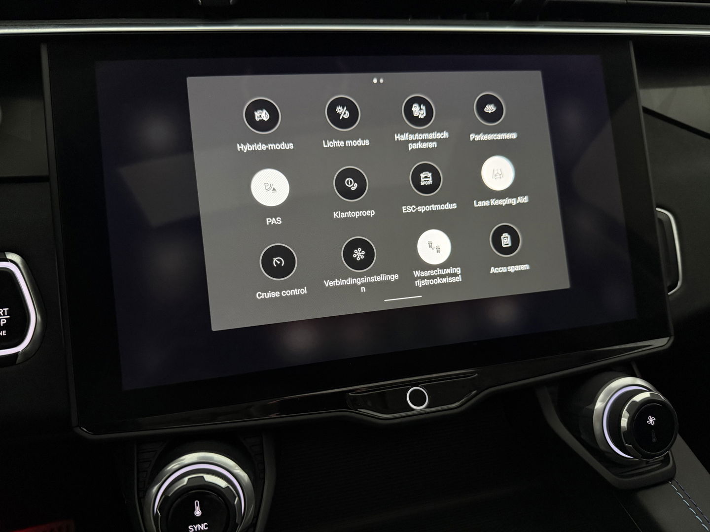Lynk Co 01 1.5 | Nardo Grey | Pano | 360° | Memory | Virtual | Sfeerverl. | Carplay | Adaptive Cruise