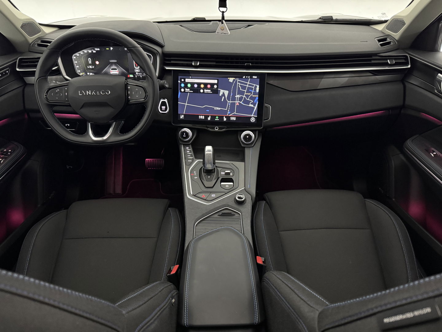 Lynk Co 01 1.5 | Nardo Grey | Pano | 360° | Memory | Virtual | Sfeerverl. | Carplay | Adaptive Cruise