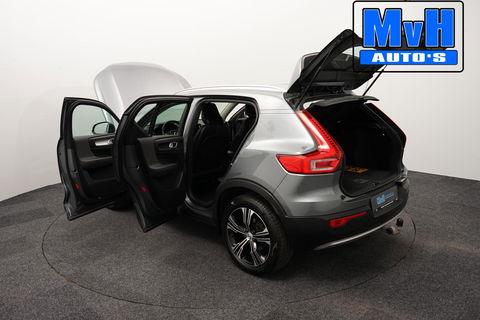 Volvo XC40 2.0 T4 Momentum|TREKHAAK|CAMERA|NAP|LED|CRUISE