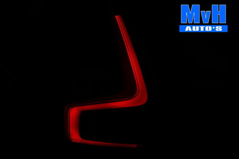 Volvo XC40 2.0 T4 Momentum|TREKHAAK|CAMERA|NAP|LED|CRUISE