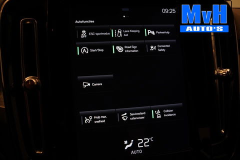 Volvo XC40 2.0 T4 Momentum|TREKHAAK|CAMERA|NAP|LED|CRUISE