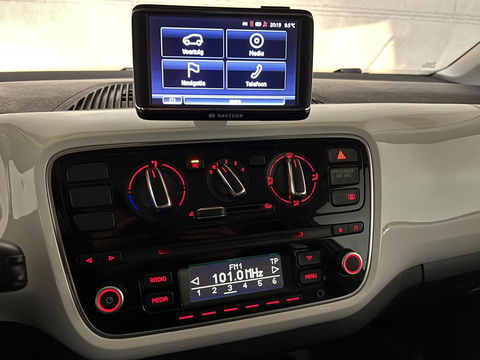 Volkswagen up! 1.0 White Up! Airco Navi Nieuwe APK