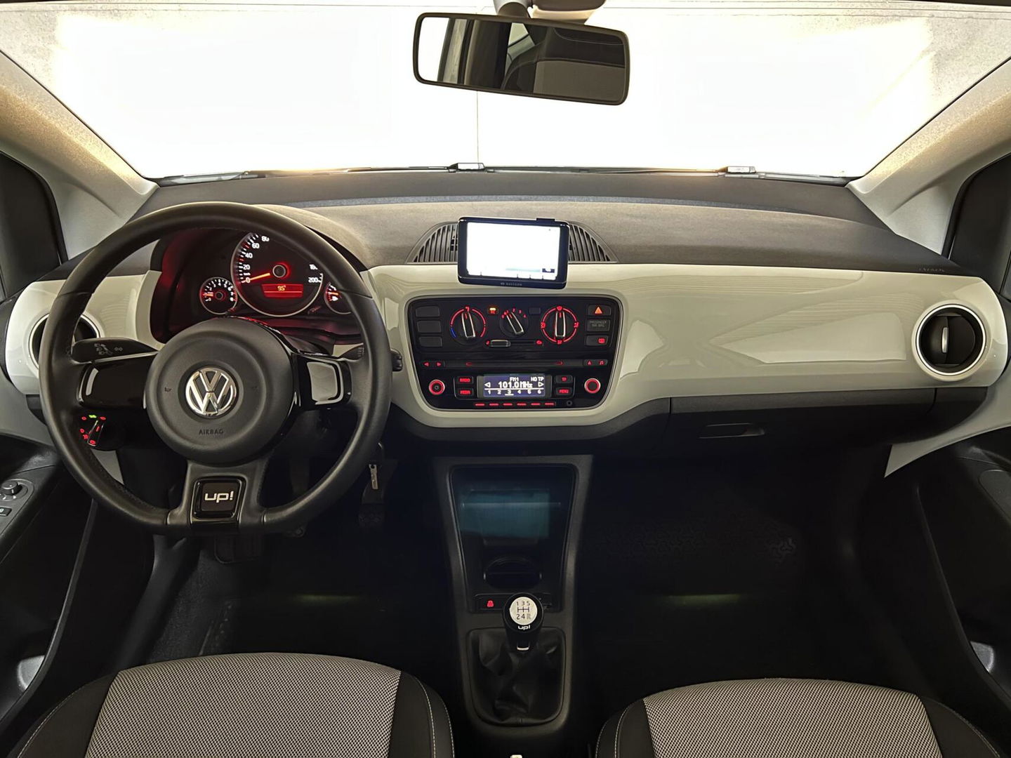 Volkswagen up! 1.0 White Up! Airco Navi Nieuwe APK