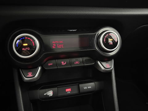 Kia Picanto 1.2 Dynamic line | Camera | Carplay | Stoel/Stuur verwarmd | Cruise | Parkeersens.