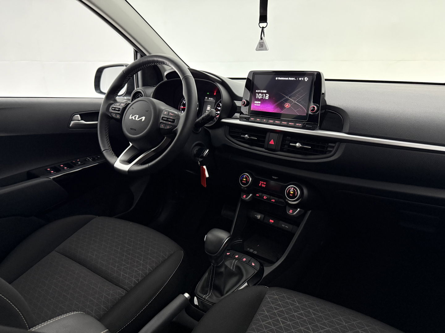 Kia Picanto 1.2 Dynamic line | Camera | Carplay | Stoel/Stuur verwarmd | Cruise | Parkeersens.