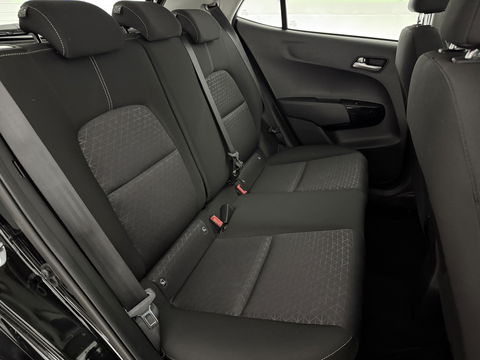 Kia Picanto 1.2 Dynamic line | Camera | Carplay | Stoel/Stuur verwarmd | Cruise | Parkeersens.