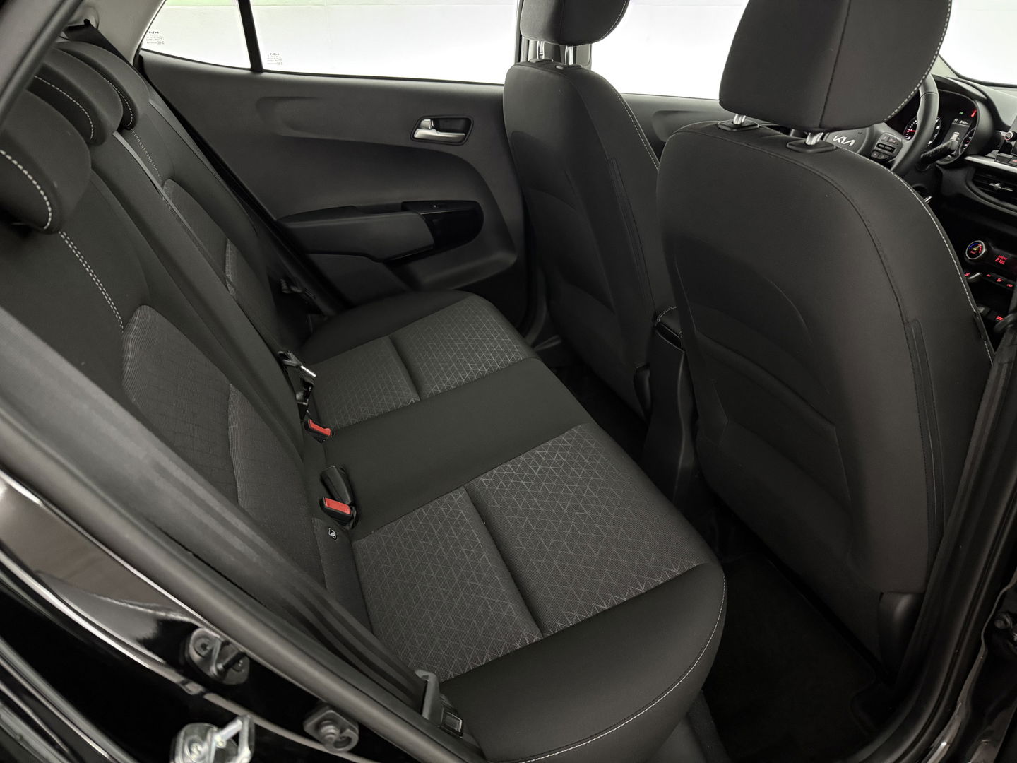 Kia Picanto 1.2 Dynamic line | Camera | Carplay | Stoel/Stuur verwarmd | Cruise | Parkeersens.