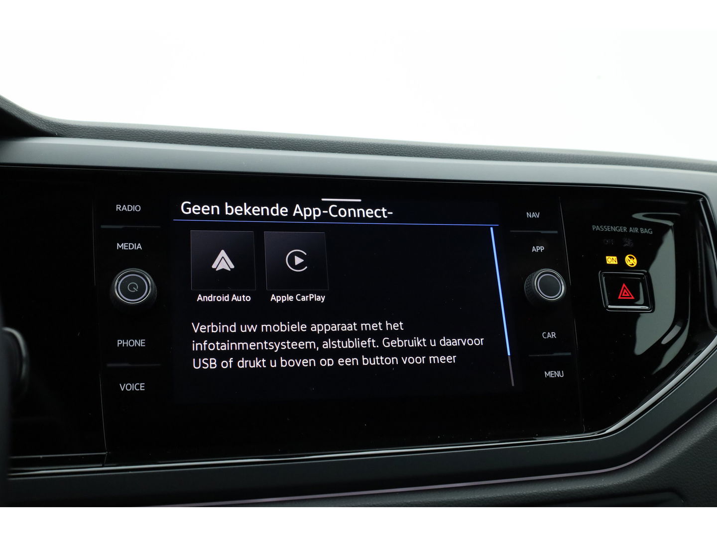Volkswagen Polo 1.0 TSI R-Line DSG | Apple CarPlay | Camera | Keyless | IQ. Light | Stoelverw. | Adapt. Cruise