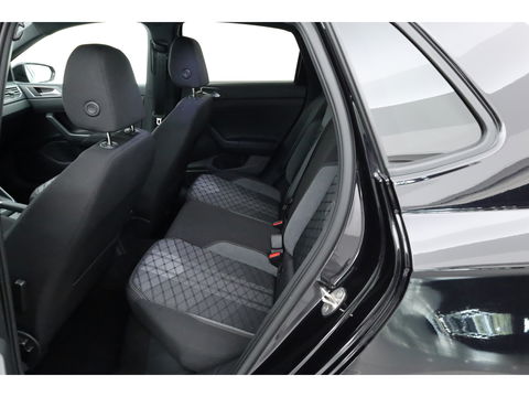 Volkswagen Polo 1.0 TSI R-Line DSG | Apple CarPlay | Camera | Keyless | IQ. Light | Stoelverw. | Adapt. Cruise