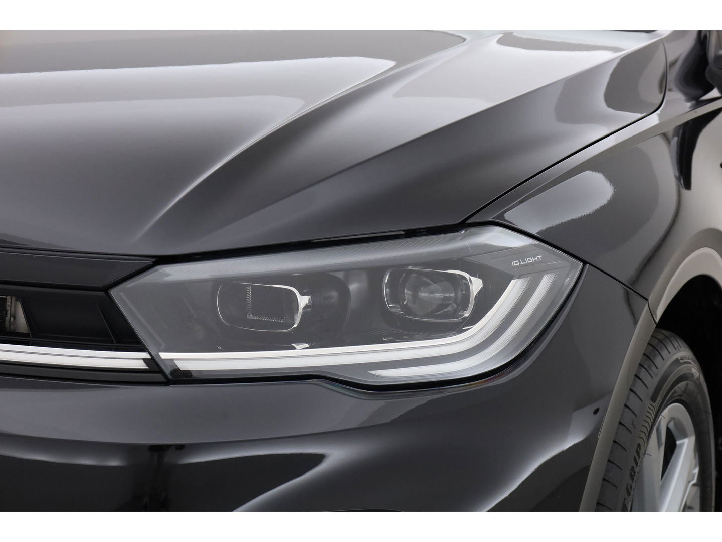 Volkswagen Polo 1.0 TSI R-Line DSG | Apple CarPlay | Camera | Keyless | IQ. Light | Stoelverw. | Adapt. Cruise