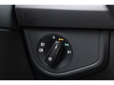 Volkswagen Polo 1.0 TSI R-Line DSG | Apple CarPlay | Camera | Keyless | IQ. Light | Stoelverw. | Adapt. Cruise