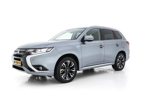 Mitsubishi Outlander 2.0 PHEV Executive Edition Aut.  *LEATHER-MICROFIBRE | ROCKFORD-AUDIO | NAVI-FULLMAP | KEYLESS | CAMERA | HEATED-COMFORTSEATS | ECC | SHIFT-PADDLES | PDC | CRUISE | PRIVACY-GLASS | 18''ALU *