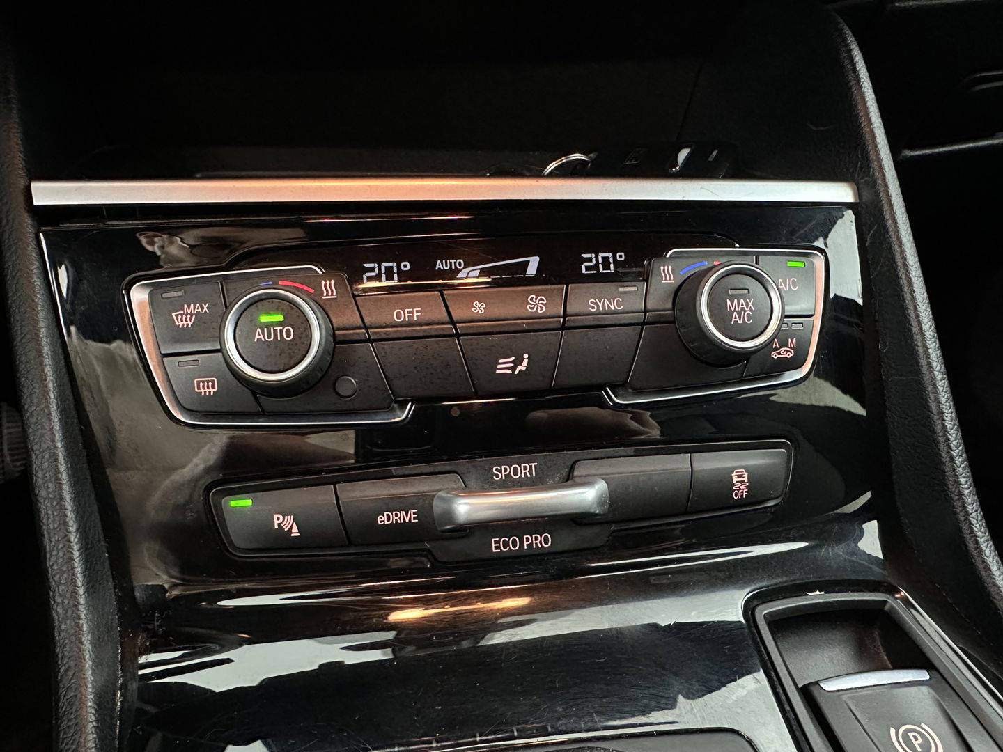 BMW 2 Serie Active Tourer 225xe iPerformance Executive Plug-In Aut. *LUXURY-LEATHER | FULL-LED | NAVI-FULLMAP | PRIVACY-GLASS | ECC | COMFORT-SEATS | PDC | CRUISE | 17''ALU*