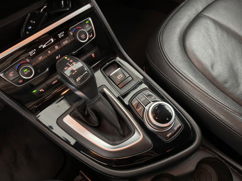 BMW 2 Serie Active Tourer 225xe iPerformance Executive Plug-In Aut. *LUXURY-LEATHER | FULL-LED | NAVI-FULLMAP | PRIVACY-GLASS | ECC | COMFORT-SEATS | PDC | CRUISE | 17''ALU*