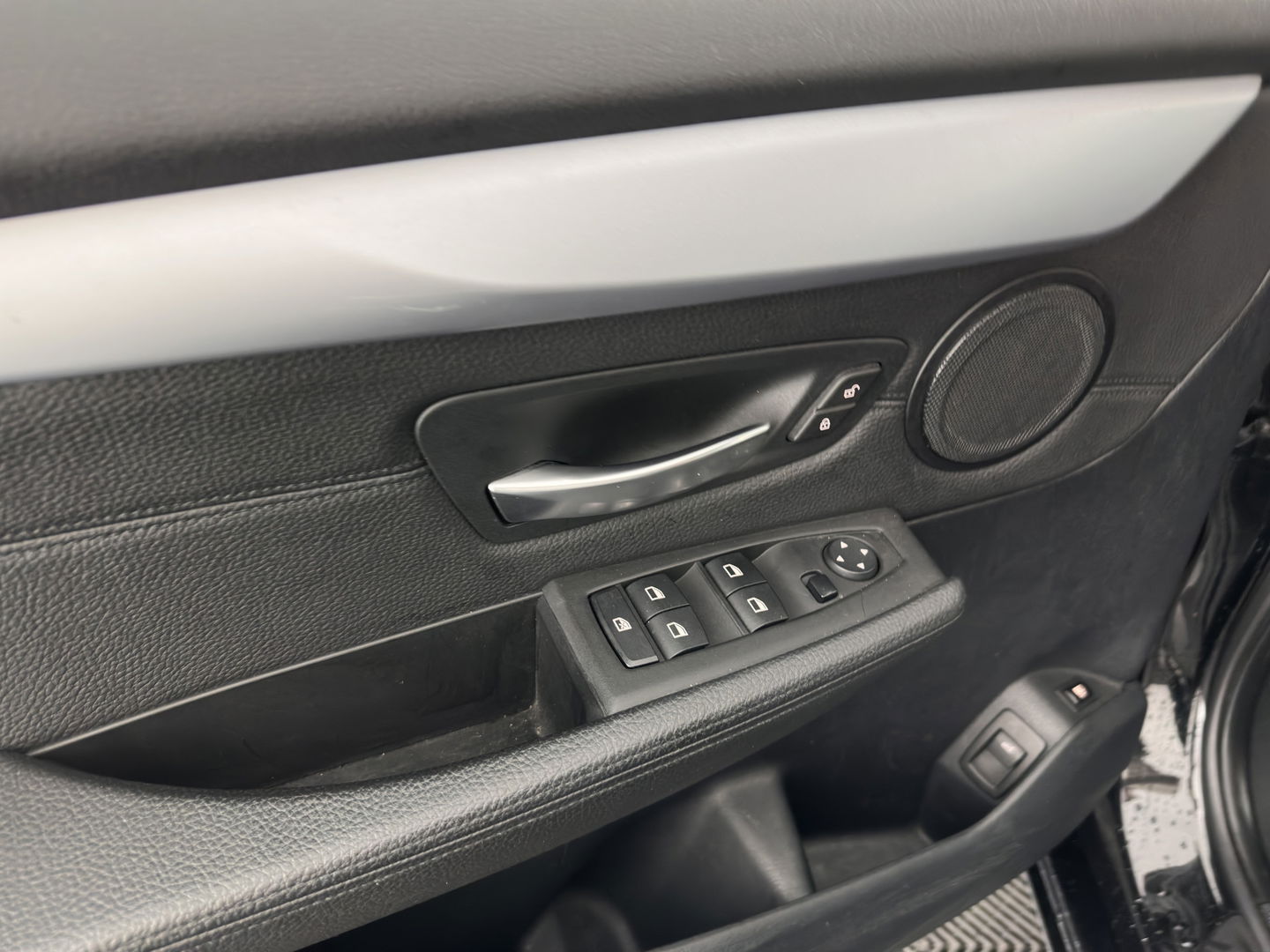 BMW 2 Serie Active Tourer 225xe iPerformance Executive Plug-In Aut. *LUXURY-LEATHER | FULL-LED | NAVI-FULLMAP | PRIVACY-GLASS | ECC | COMFORT-SEATS | PDC | CRUISE | 17''ALU*