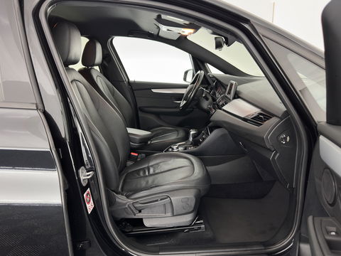 BMW 2 Serie Active Tourer 225xe iPerformance Executive Plug-In Aut. *LUXURY-LEATHER | FULL-LED | NAVI-FULLMAP | PRIVACY-GLASS | ECC | COMFORT-SEATS | PDC | CRUISE | 17''ALU*