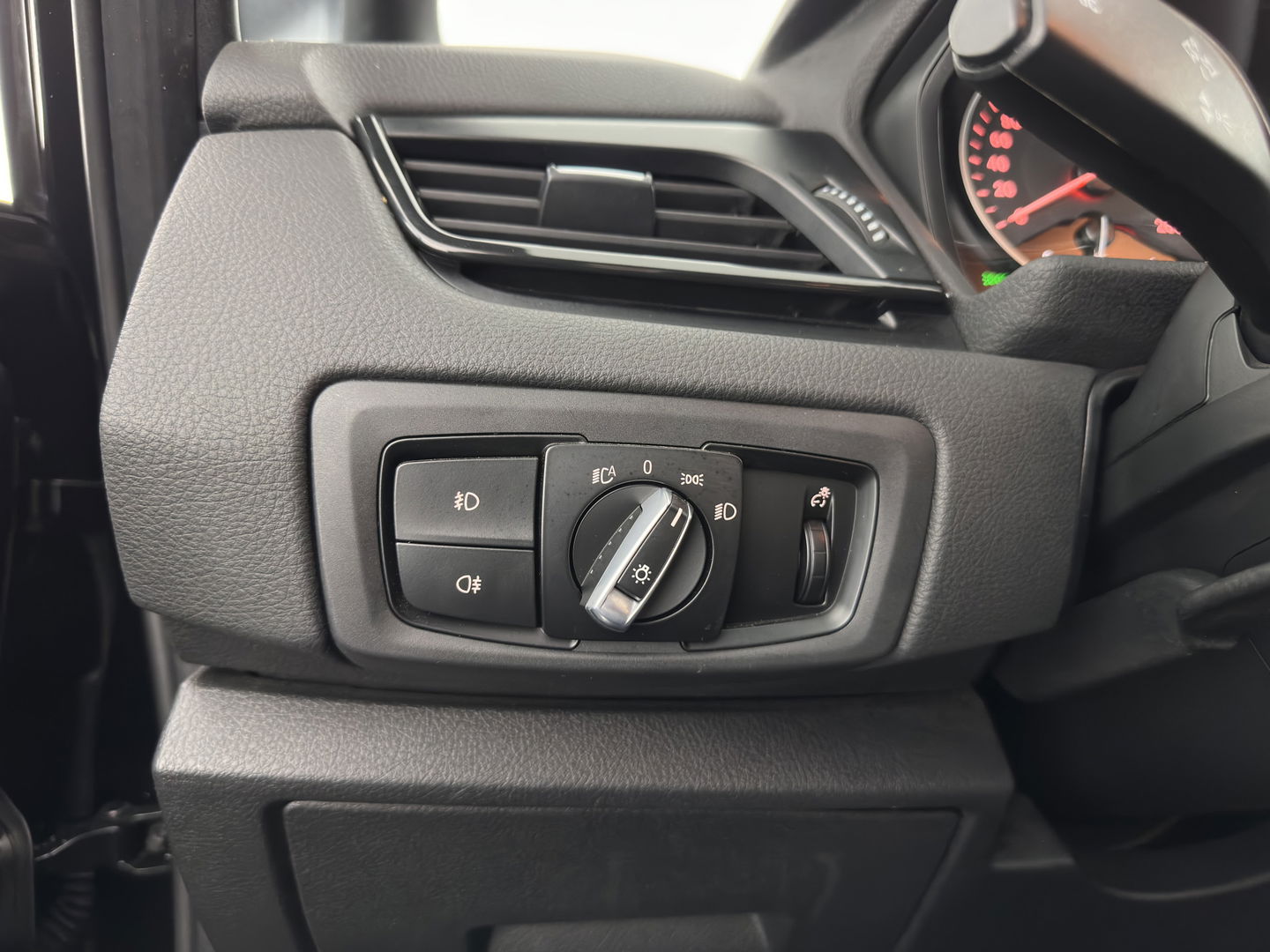 BMW 2 Serie Active Tourer 225xe iPerformance Executive Plug-In Aut. *LUXURY-LEATHER | FULL-LED | NAVI-FULLMAP | PRIVACY-GLASS | ECC | COMFORT-SEATS | PDC | CRUISE | 17''ALU*