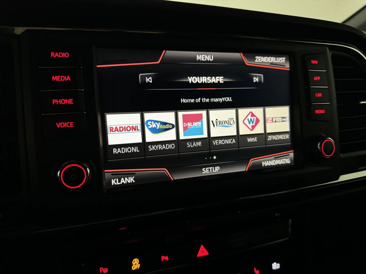 SEAT Ateca 1.5 TSI Xcellence ACC CarPlay DSG Camera Trekh. Stoelverwar.