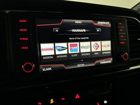 SEAT Ateca 1.5 TSI Xcellence ACC CarPlay DSG Camera Trekh. Stoelverwar.
