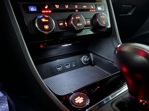SEAT Ateca 1.5 TSI Xcellence ACC CarPlay DSG Camera Trekh. Stoelverwar.