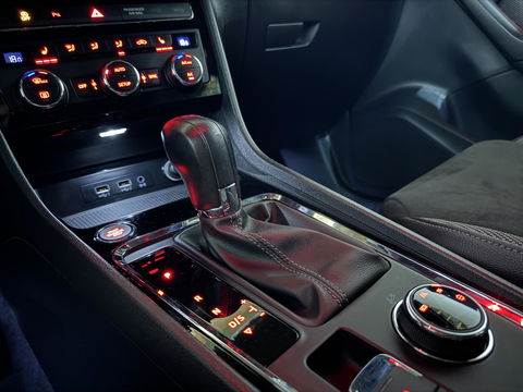 SEAT Ateca 1.5 TSI Xcellence ACC CarPlay DSG Camera Trekh. Stoelverwar.