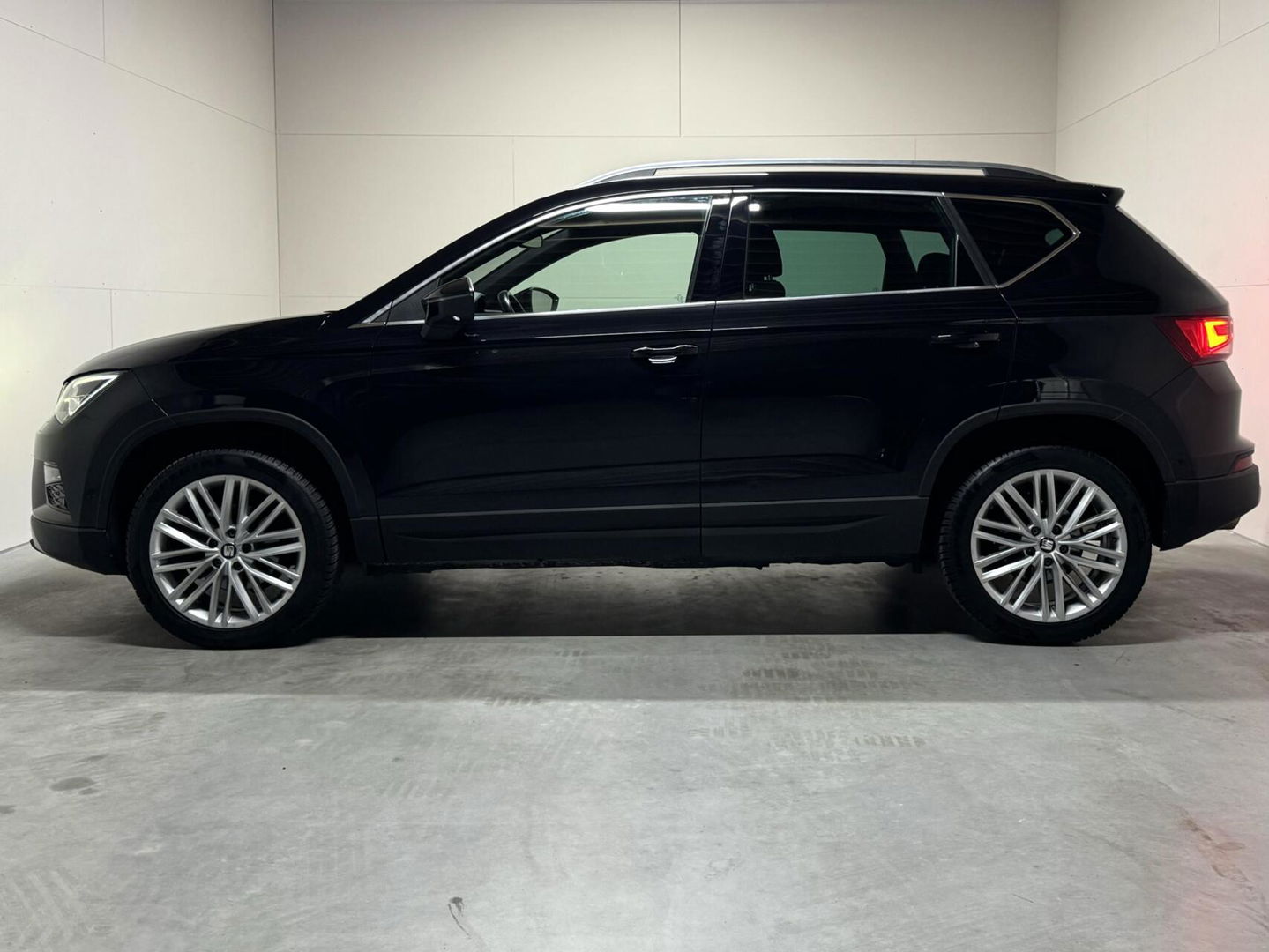 SEAT Ateca 1.5 TSI Xcellence ACC CarPlay DSG Camera Trekh. Stoelverwar.