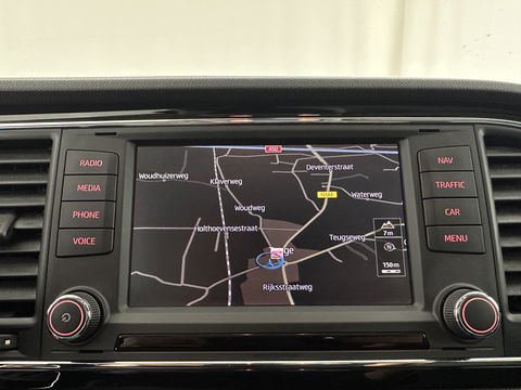 SEAT Leon 1.0 EcoTSI Style Connect *FULL-LED | NAVI-FULLMAP | COMFORT-SEATS | CAMERA | ECC | PDC | CRUISE | PRIVACY-GLASS | 16''ALU*
