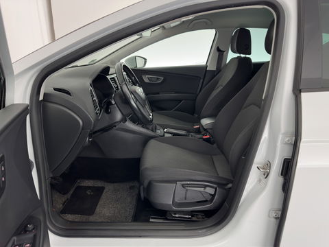 SEAT Leon 1.0 EcoTSI Style Connect *FULL-LED | NAVI-FULLMAP | COMFORT-SEATS | CAMERA | ECC | PDC | CRUISE | PRIVACY-GLASS | 16''ALU*