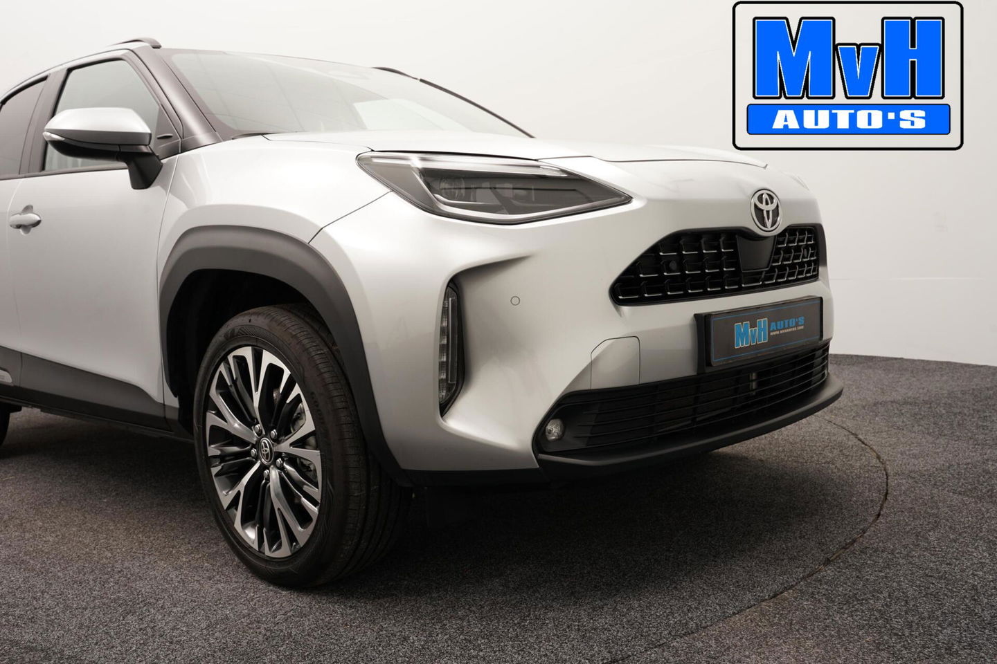 Toyota Yaris Cross 1.5 Hybrid 130 Executive|STUUR/STOELVERW.