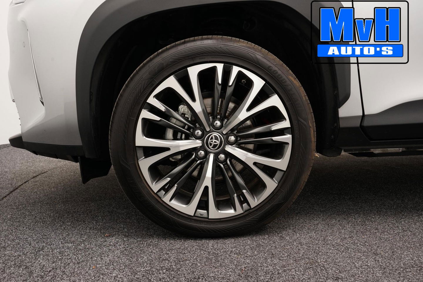 Toyota Yaris Cross 1.5 Hybrid 130 Executive|STUUR/STOELVERW.