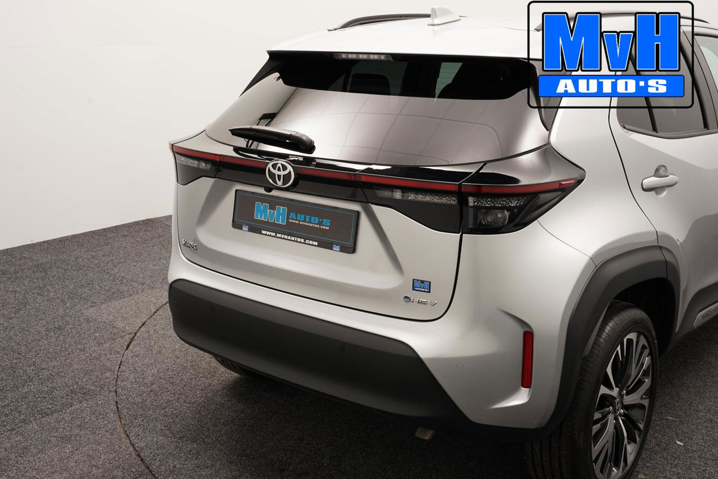 Toyota Yaris Cross 1.5 Hybrid 130 Executive|STUUR/STOELVERW.