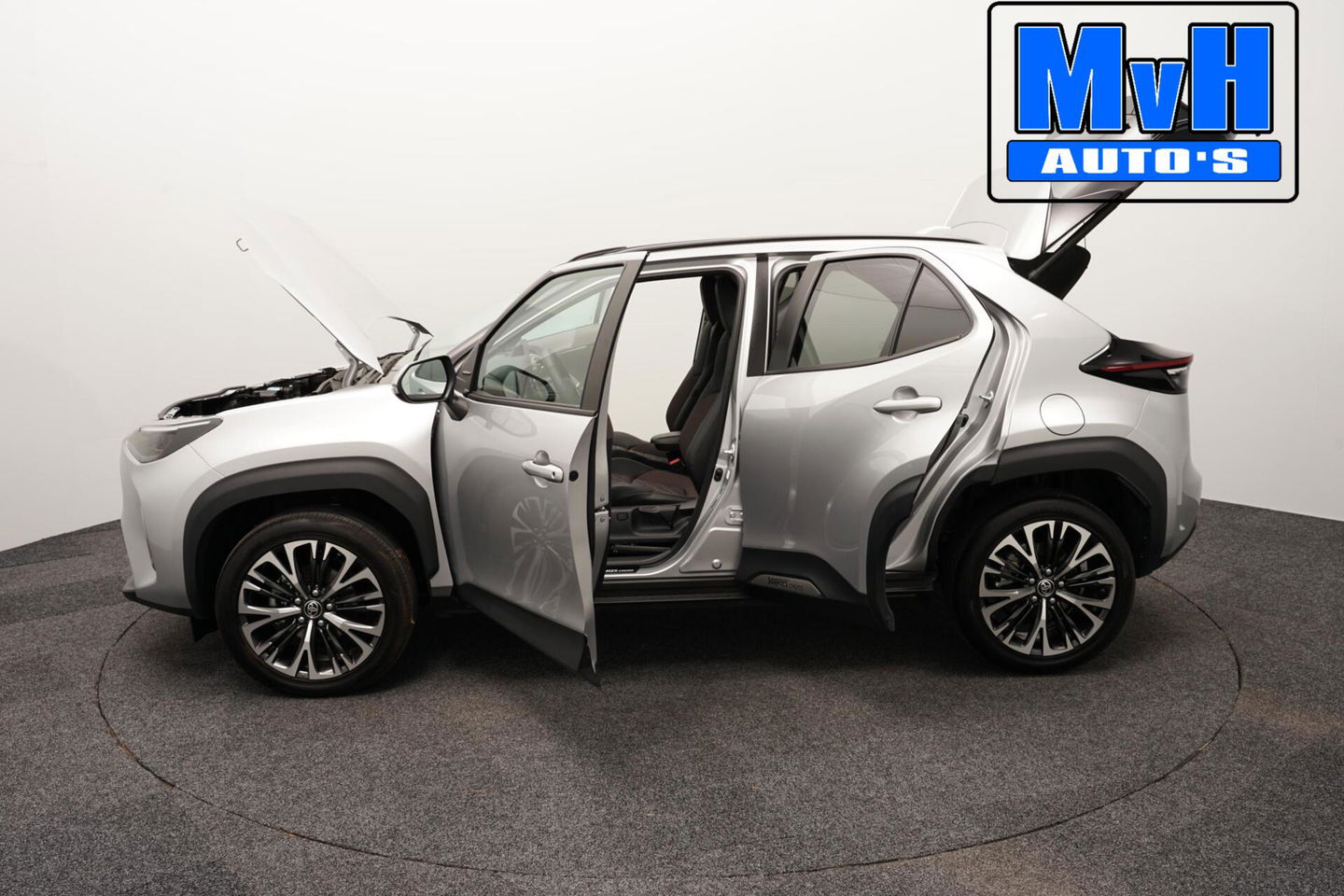 Toyota Yaris Cross 1.5 Hybrid 130 Executive|STUUR/STOELVERW.